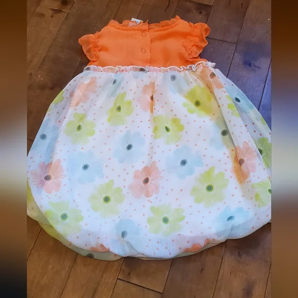 Flower Dress 🌼 🌸 🌻 - Picture 4 of 4